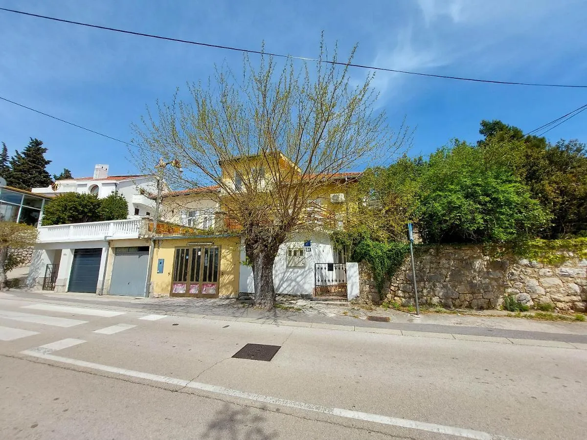 Apartments Ineska Dramalj Croatia